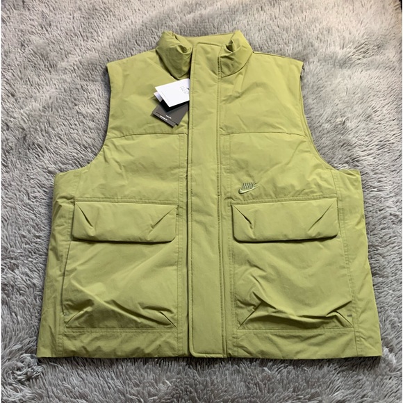 Men’s Nike Tech Pack Vest - Picture 1 of 13